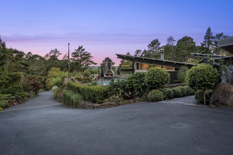 Photo of property in 361h Paremoremo Road, Paremoremo, Auckland, 0632