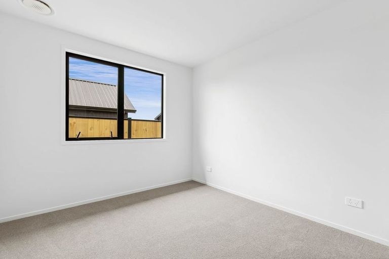 Photo of property in 12 Moonstone Street, Albert Town, Wanaka, 9305