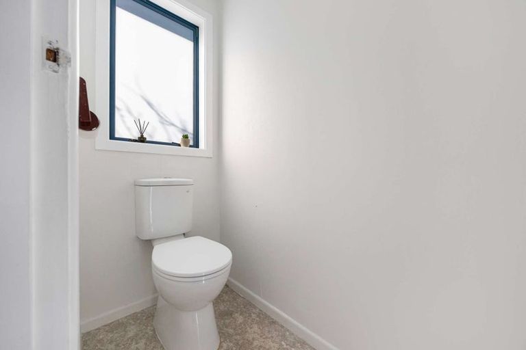 Photo of property in 4 Glenamoy Crescent, Johnsonville, Wellington, 6037