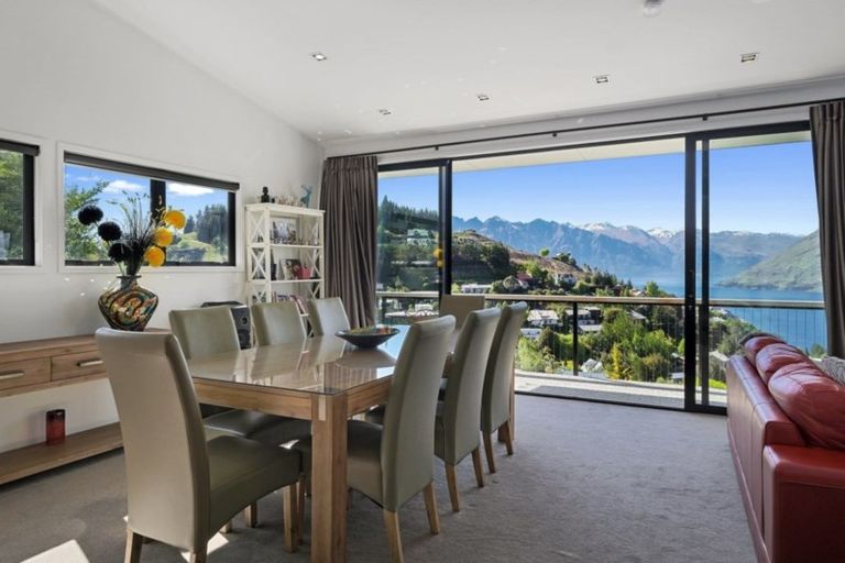 Photo of property in 40 Dart Place, Fernhill, Queenstown, 9300