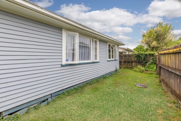 Photo of property in 111a Clevedon Road, Papakura, 2110