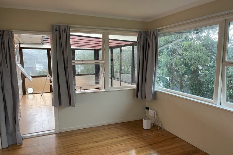 Photo of property in 144 Tiroroa Avenue, Te Atatu South, Auckland, 0610