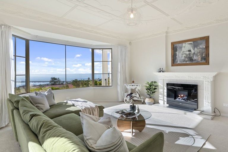 Photo of property in 70 Belleview Terrace, Mount Pleasant, Christchurch, 8081