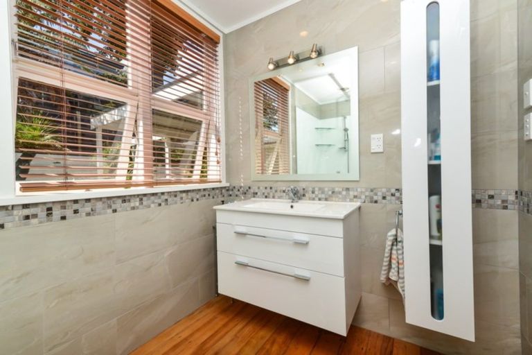 Photo of property in 8 Queen Street, Cambridge, 3434