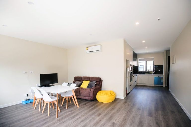 Photo of property in 21b Lumbarda Drive, Kumeu, 0810