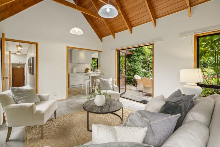 Photo of property in 265 Lake Road, Belmont, Auckland, 0622