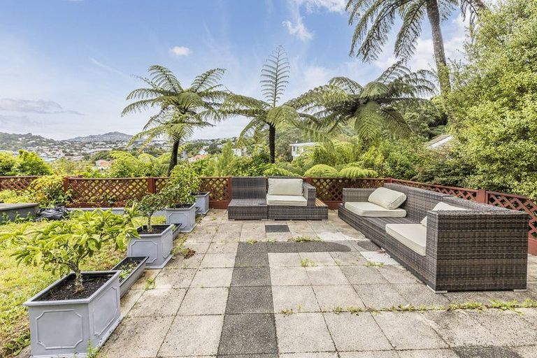 Photo of property in 25 Collier Avenue, Karori, Wellington, 6012