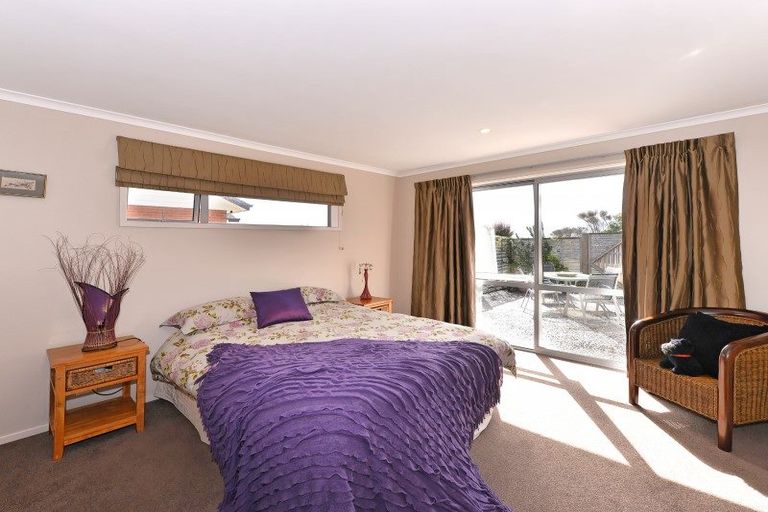 Photo of property in 5 Ruataniwha Drive, Collingwood, 7073