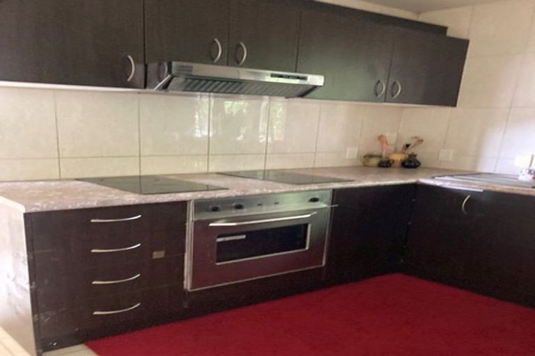 Photo of property in 27a Captain Scott Road, Glen Eden, Auckland, 0602