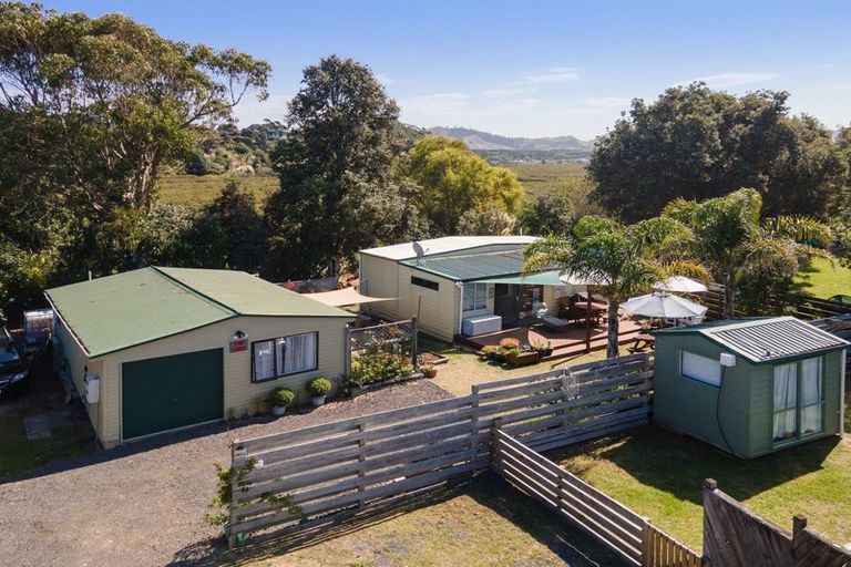 Photo of property in 292d Seaforth Road, Waihi Beach, 3611