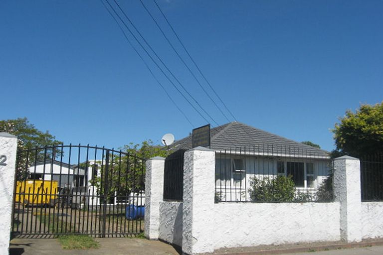 Photo of property in 92 Bassett Street, Burwood, Christchurch, 8083