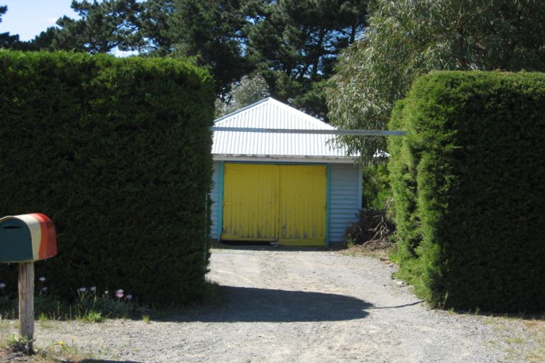 Photo of property in 11 South Crescent, Amberley, 7481