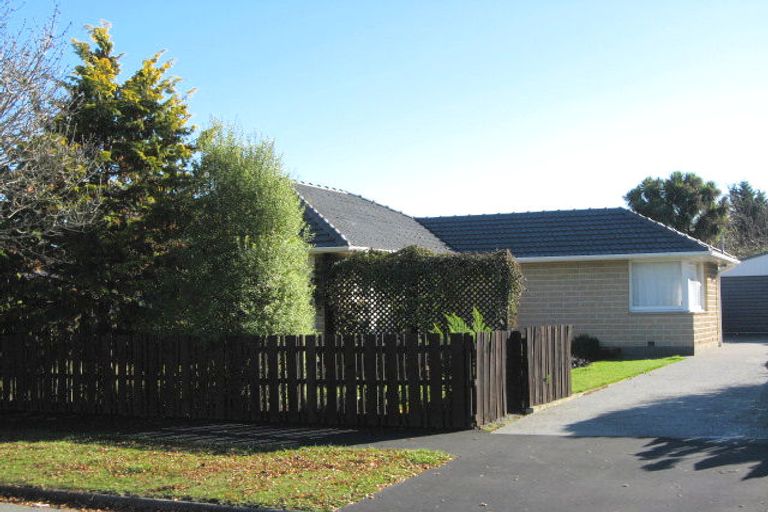 Photo of property in 41 West-watson Avenue, Hillmorton, Christchurch, 8025