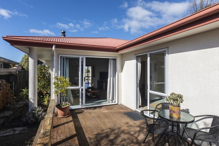 Photo of property in 30a Shannon Place, Belfast, Christchurch, 8051