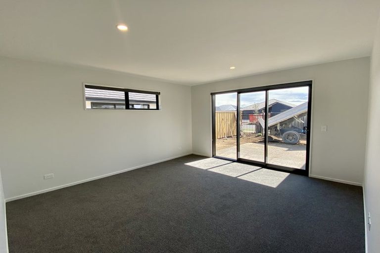 Photo of property in 14 Busby Way, Rolleston, 7614