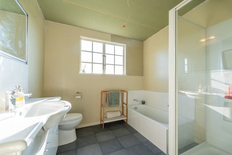 Photo of property in 86 Halstead Road, Pleasant Point, 7903