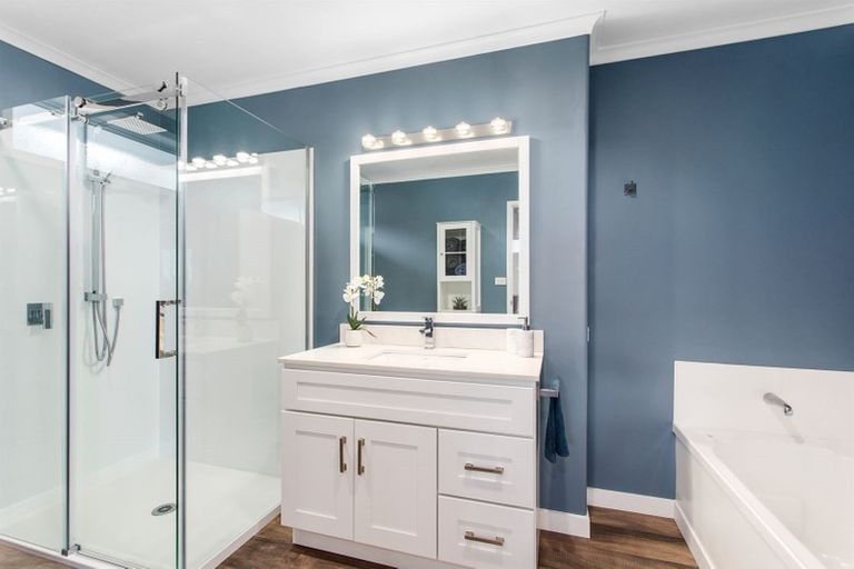 Photo of property in 27 Waterford Avenue, Ohope, 3121