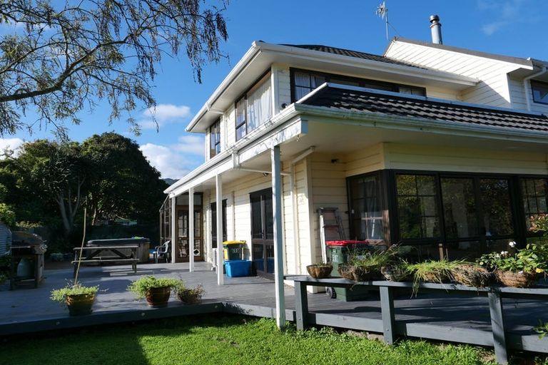 Photo of property in 21 Windsor Avenue, Waikanae, 5036