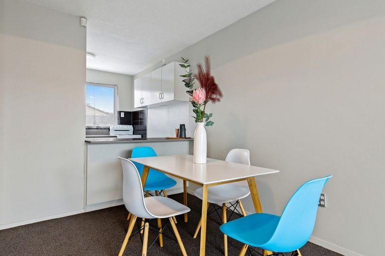 Photo of property in 4/30 Epsom Road, Sockburn, Christchurch, 8042