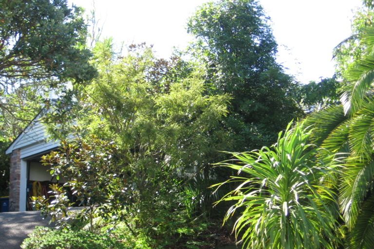 Photo of property in 29 Sandown Road, Rothesay Bay, Auckland, 0630