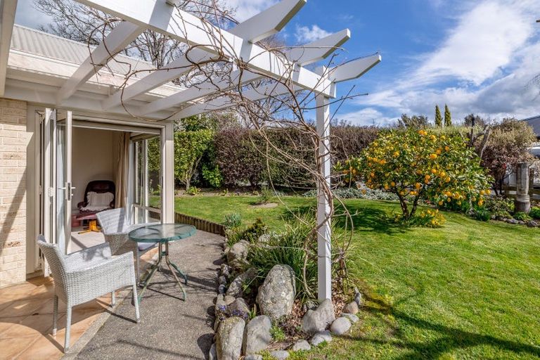 Photo of property in 4 Orchard Road, Greytown, 5712