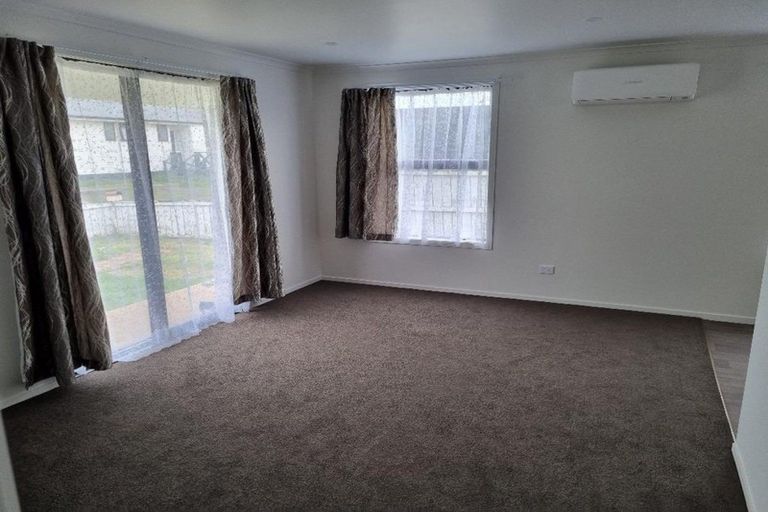Photo of property in 37b Crawshaw Drive, Nawton, Hamilton, 3200