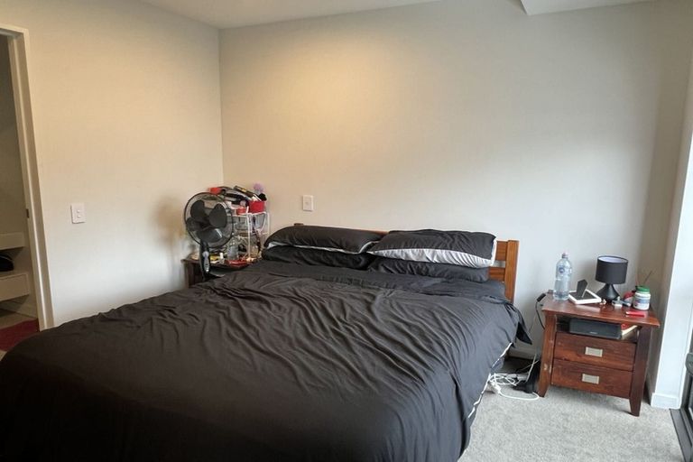 Photo of property in Pinnacle Apartments, W706/160 Victoria Street, Te Aro, Wellington, 6011