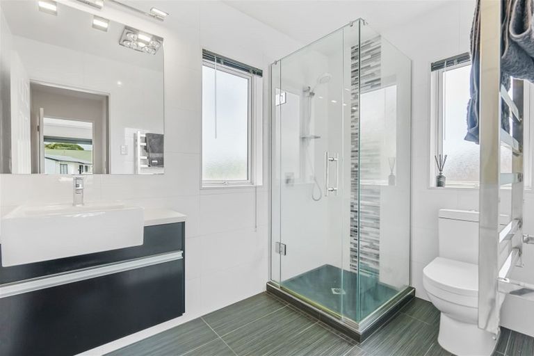 Photo of property in 111a Moore Street, Howick, Auckland, 2014