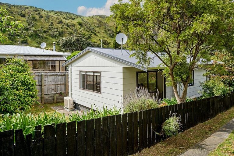 Photo of property in 55b Ocean Road, Paekakariki, 5034