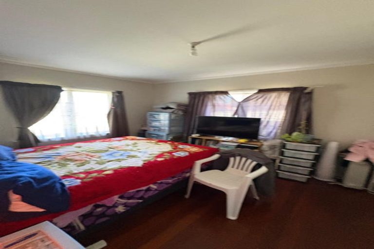 Photo of property in 6 View Road, Papakura, 2110