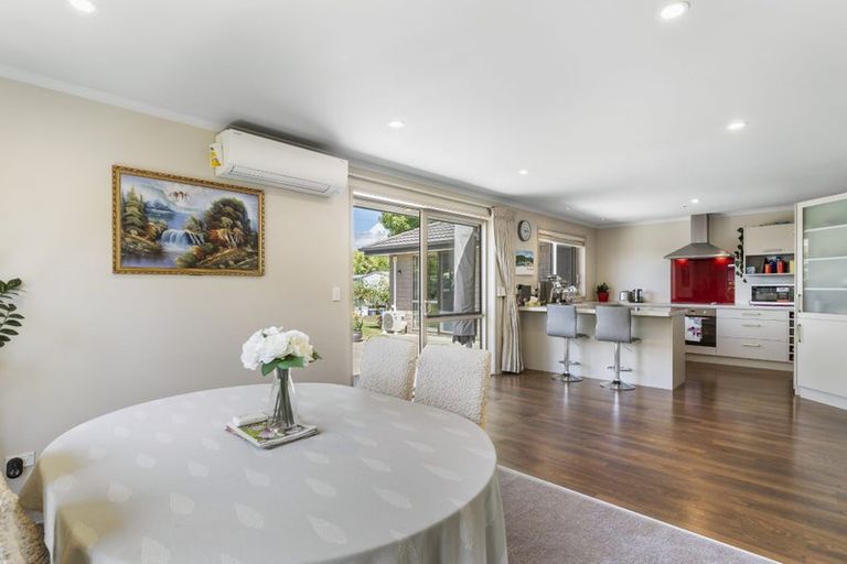 Photo of property in 12 Silkwood Crescent, Karaka, Papakura, 2113