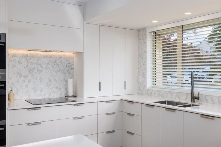 Photo of property in 36 Mcmahon Drive, Aidanfield, Christchurch, 8025