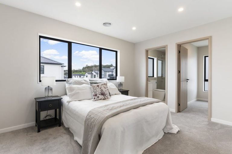 Photo of property in 14 Glann Lane, Flat Bush, 2019