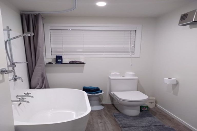 Photo of property in 11 Governors Bay Road, Cass Bay, Lyttelton, 8082