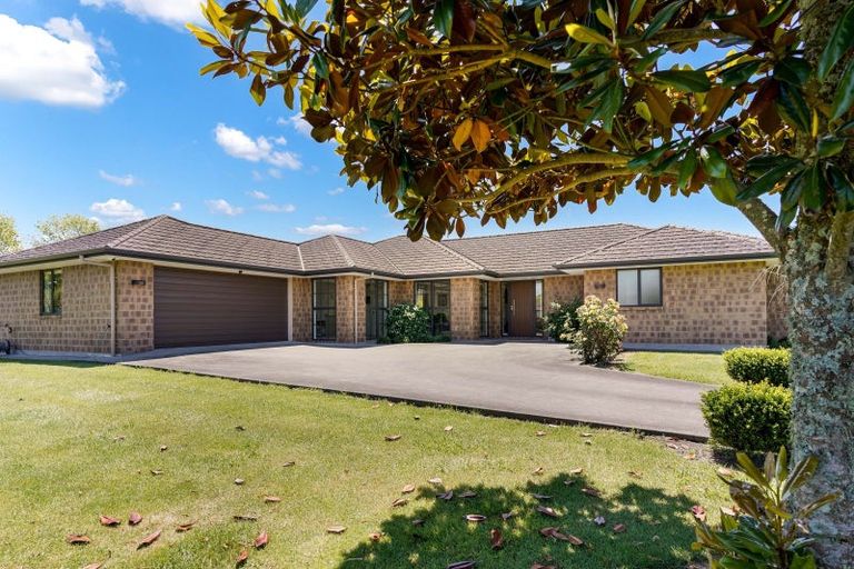 Photo of property in 11 Pathways Drive, Kerikeri, 0230