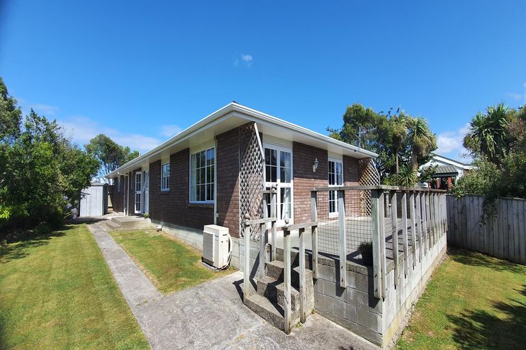 Photo of property in 155 Summerhill Drive, Fitzherbert, Palmerston North, 4410