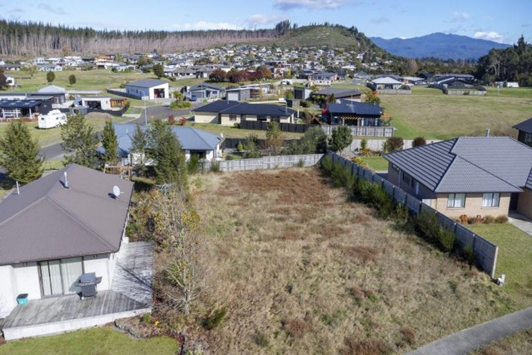 Photo of property in 26 John Norrie Place, Motuoapa, 3382