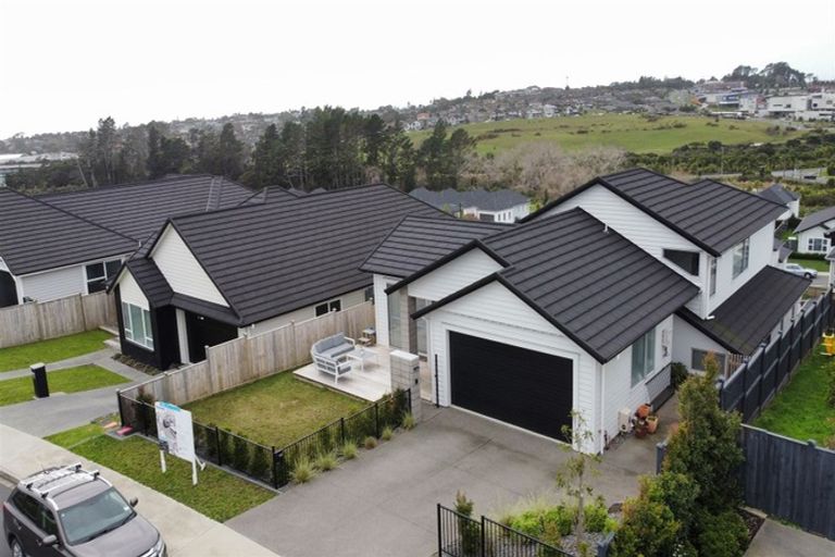 Photo of property in 114 Ormonde Drive, Silverdale, 0932