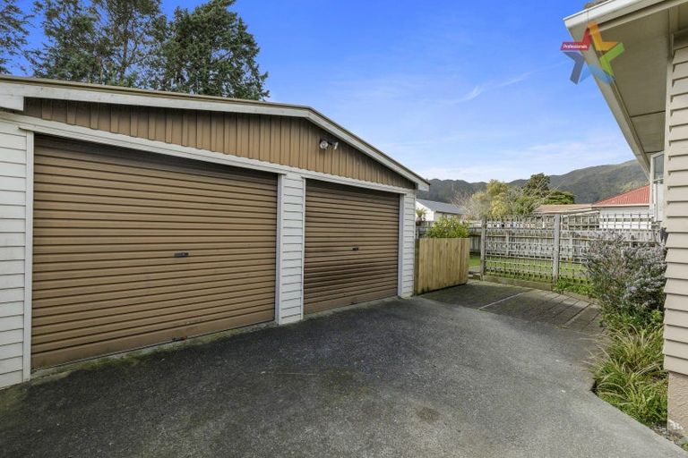 Photo of property in 65 Glen Road, Stokes Valley, Lower Hutt, 5019