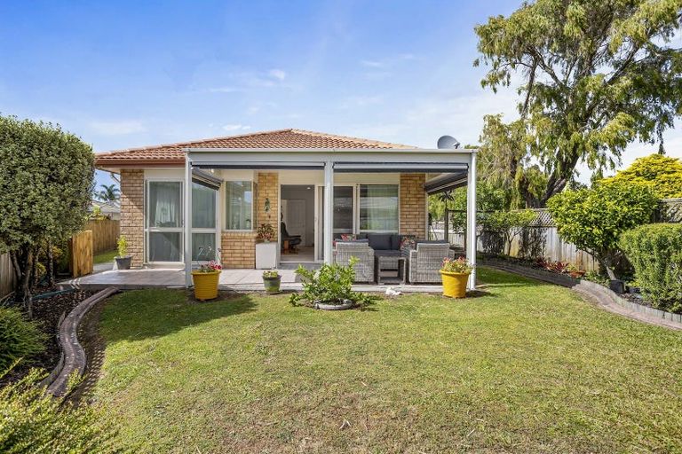 Photo of property in 69a Lakeside Drive, Orewa, 0931