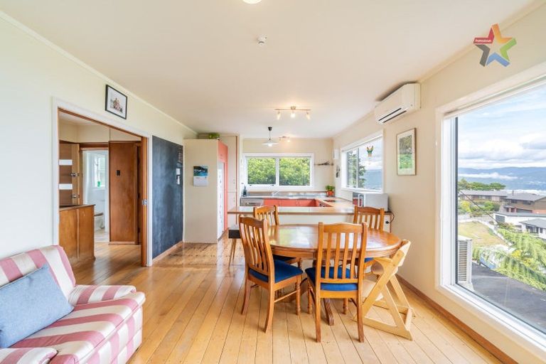 Photo of property in 12 Titiro Moana Road, Korokoro, Lower Hutt, 5012
