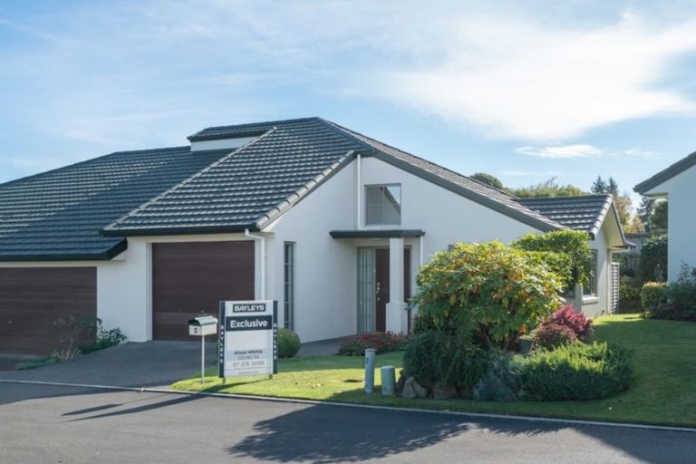 Photo of property in 6 Lakeridge Close, Rangatira Park, Taupo, 3330