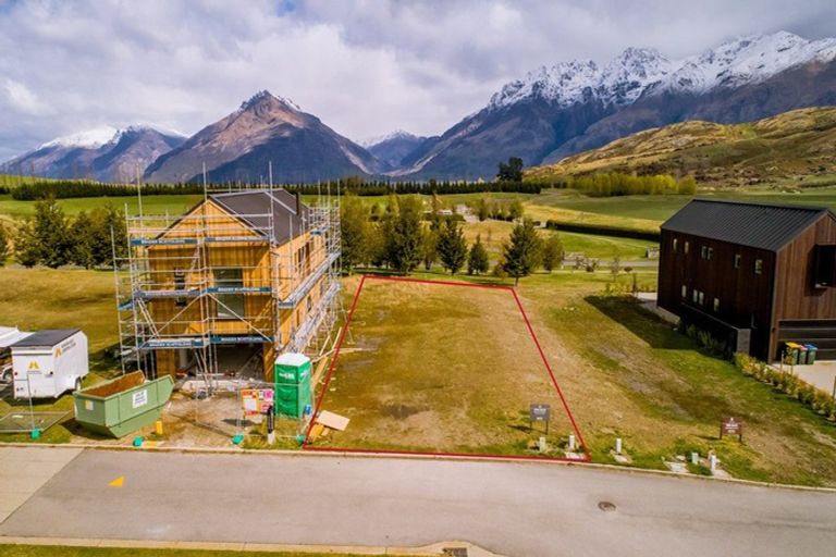 Photo of property in 23 Soudley Court, Jacks Point, Queenstown, 9371