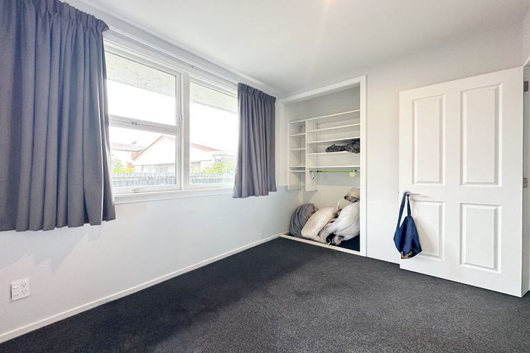 Photo of property in 68 Daniels Road, Redwood, Christchurch, 8051
