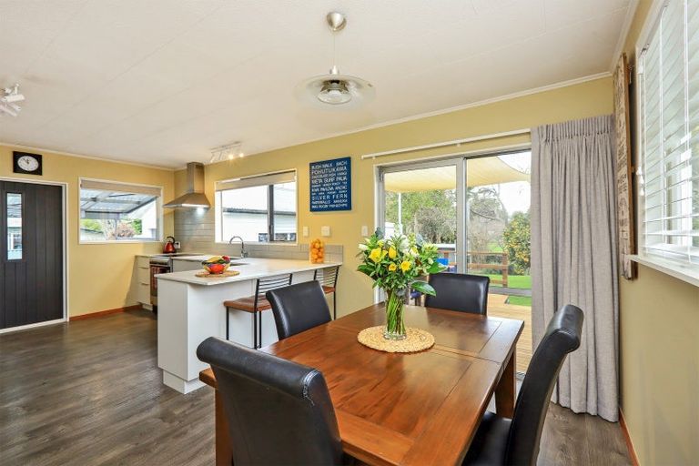 Photo of property in 34 Warwick Crescent, Taradale, Napier, 4112