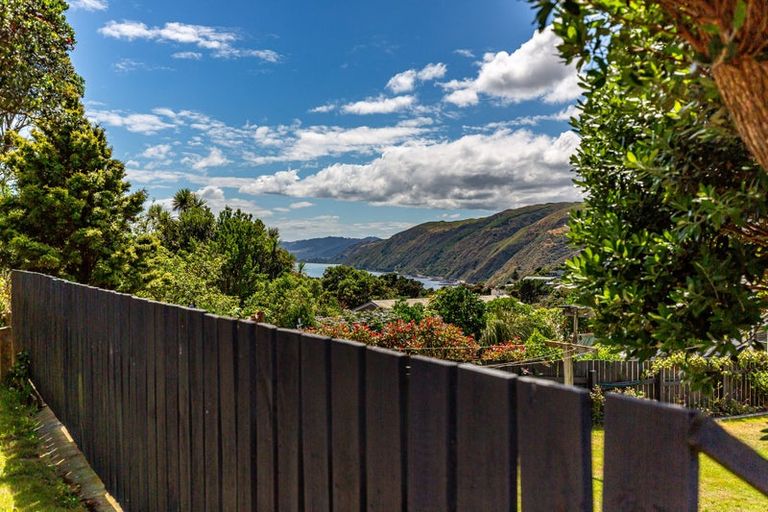 Photo of property in 50 Rawhiti Road, Pukerua Bay, 5026