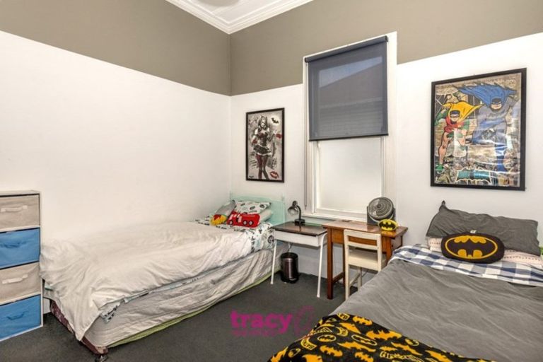 Photo of property in 290 Aberdeen Road, Gisborne, 4010