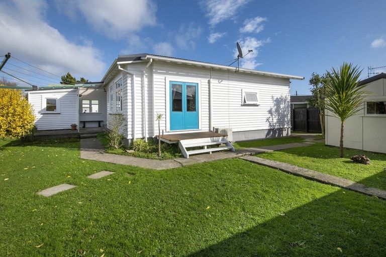 Photo of property in 58b Salisbury Street, Levin, 5510