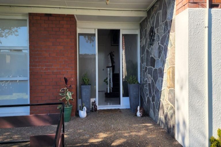 Photo of property in 79 Birdwood Avenue, Papatoetoe, Auckland, 2025
