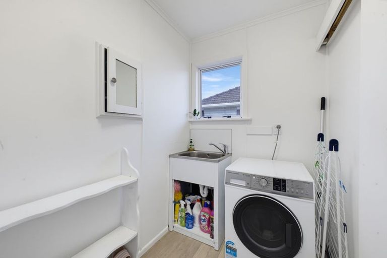 Photo of property in 31 Trafalgar Street, Westown, New Plymouth, 4310